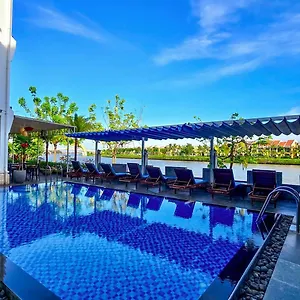 Hotel Riverside White House Boutique